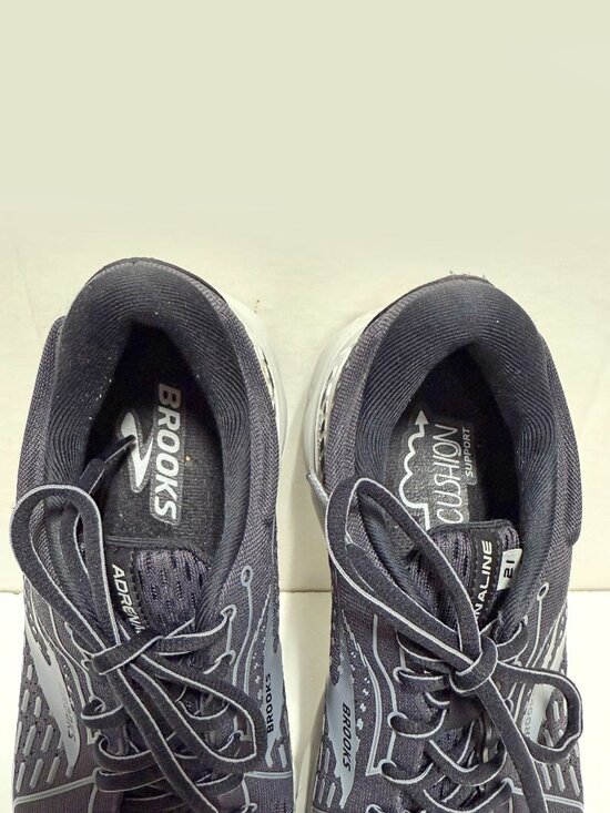 Adrenaline GTS 21 Running Shoe